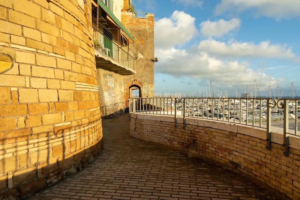 Apartamento L'Antica Voltina Nettuno Exterior foto